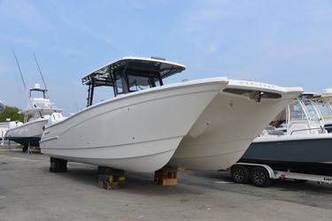 40' World Cat 2023 Yacht For Sale